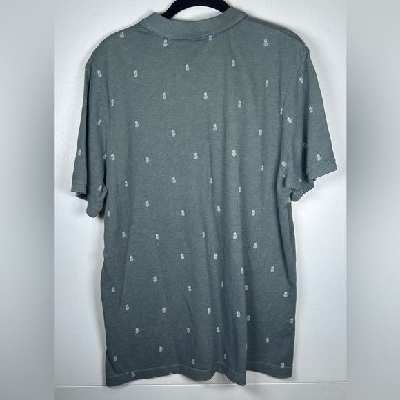 Banana Republic Sage Green Organic Cotton Polo Shirt for Men. Size Large. - Picture 2 of 6